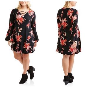 Derek Heart Bell sleeve floral lace up dress 2x
